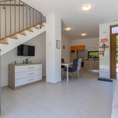 Prázdninový dům House Irina G - Pool Private *