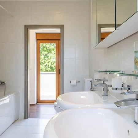 Prázdninový dům House Irina G - Pool Private *